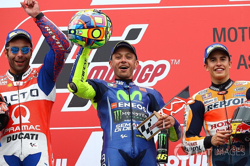 Chặng 8 MotoGP: Chiến thắng đầy cảm xúc của Rossi tại Assen