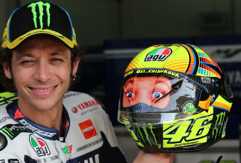 10 loại mũ bảo hiểm cực chất của Valentino Rossi