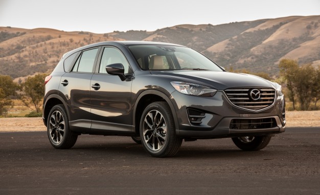 Mazda giảm giá mạnh khiến nhiều hãng xe phải giật mình