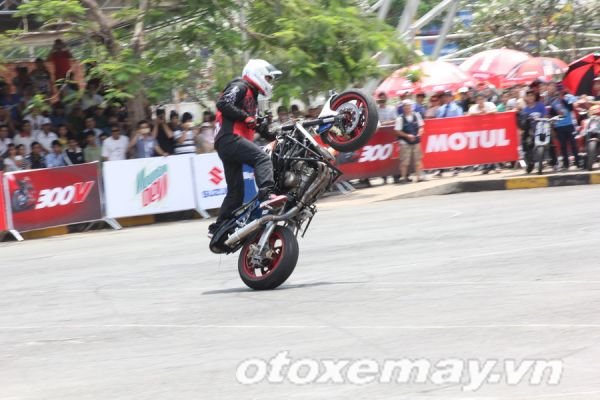 Motul Stunt Fest 2015_a26_resize.jpg Chùm ảnh ngày thi đấu đầu tiên của Motul Stunt Fest 2015: