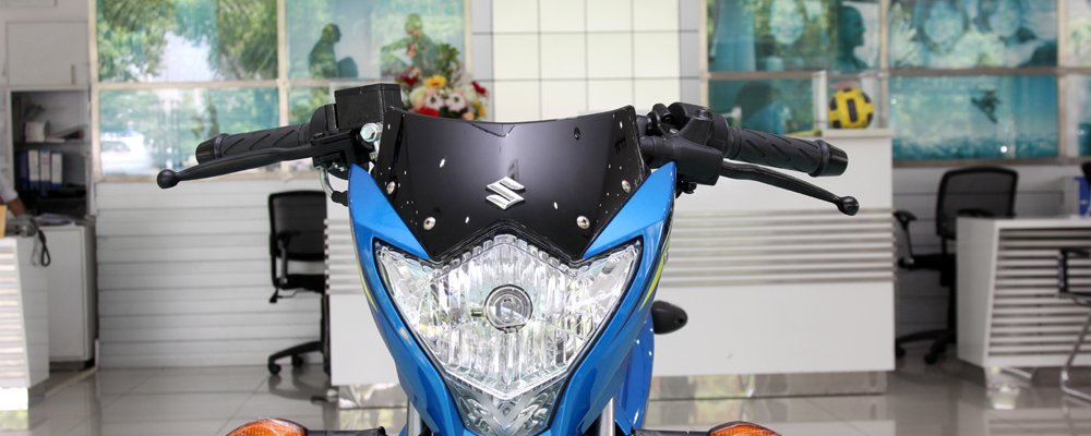 raidergp16.jpg Cận cảnh Raider phiên bản motoGP