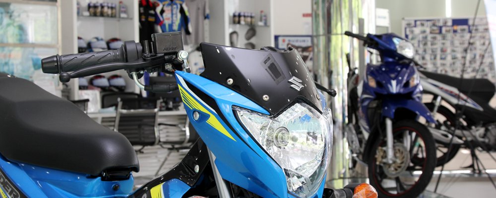 raidergp15.jpg Cận cảnh Raider phiên bản motoGP