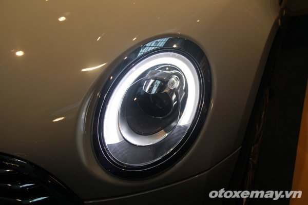 Mini-Clubman-Ha-Noi-5.jpg MINI ra mắt mẫu xe cỡ lớn Clubman giá gần 2 tỷ