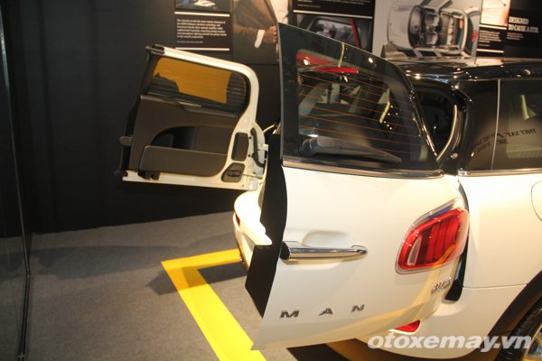 Mini-Clubman-Ha-Noi-18.jpg MINI ra mắt mẫu xe cỡ lớn Clubman giá gần 2 tỷ