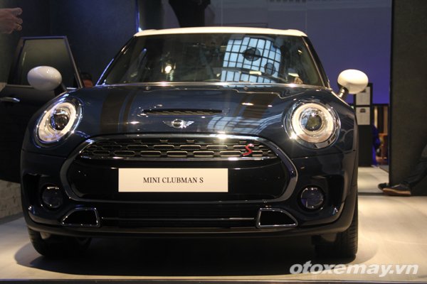 Mini-Clubman-Ha-Noi-30.jpg MINI ra mắt mẫu xe cỡ lớn Clubman giá gần 2 tỷ