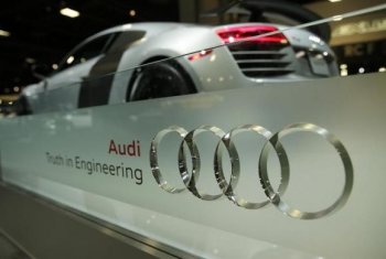 Tháng 2, Mercedes tiếp tục bị Audi qua mặt