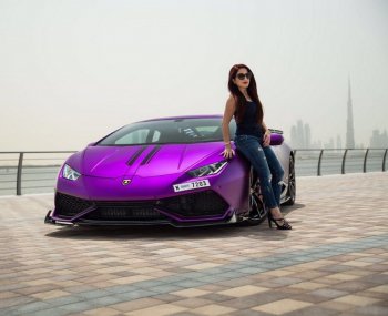 Lamborghini Huracan tím mộng mơ của “quý bà” Dubai