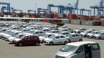 Đà giảm ô tô nguyên chiếc nhập khẩu chưa dừng lại trong tháng 9