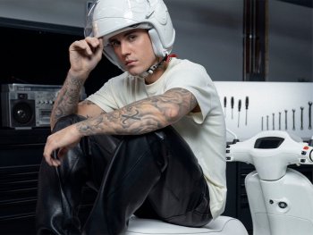 Piaggio hợp tác với Justin Bieber cho ra đời phiên bản Vespa đặc biệt
