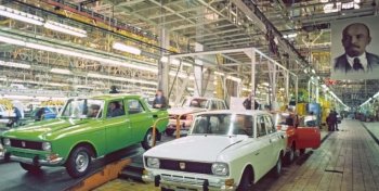 Renault ra đi mở đường cho sự hồi sinh thương hiệu ôtô thời Xô Viết
